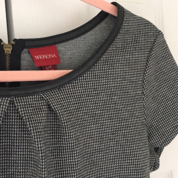 Ladies Merona Blouse - Picture 2 of 3